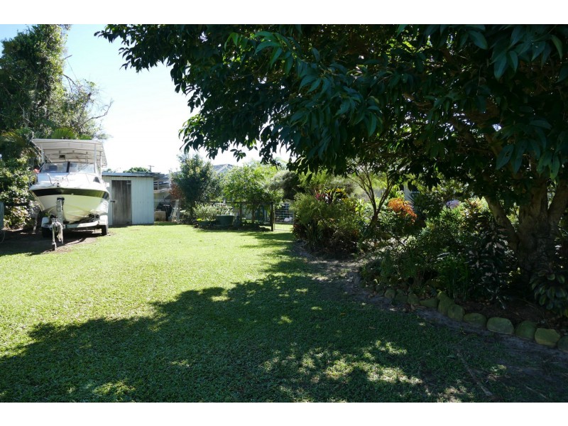 5 Winter Street, Cardwell QLD 4849