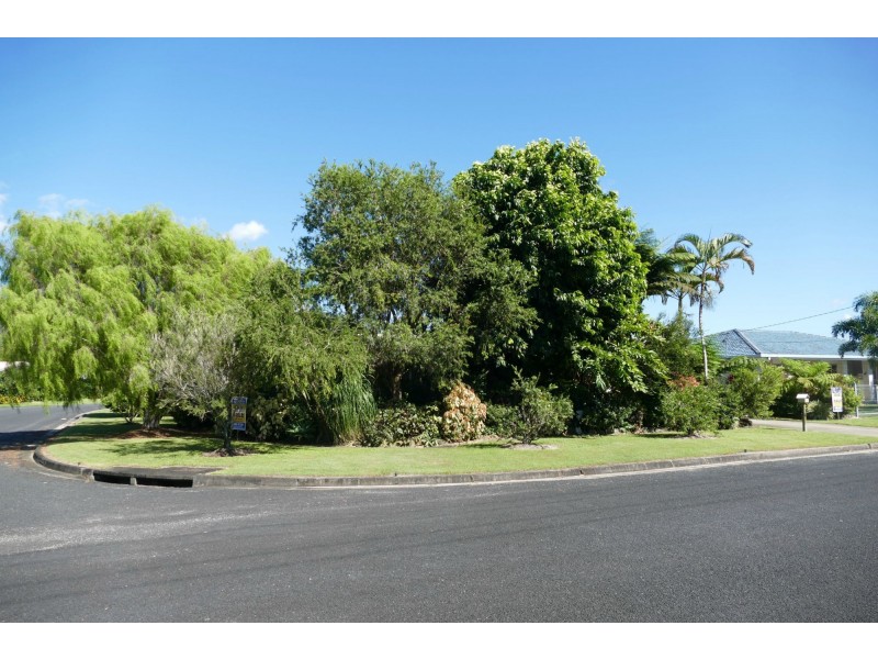 5 Winter Street, Cardwell QLD 4849