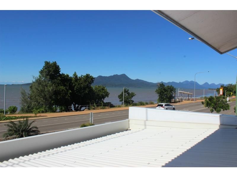 3/65 Victoria Street, Cardwell QLD 4849