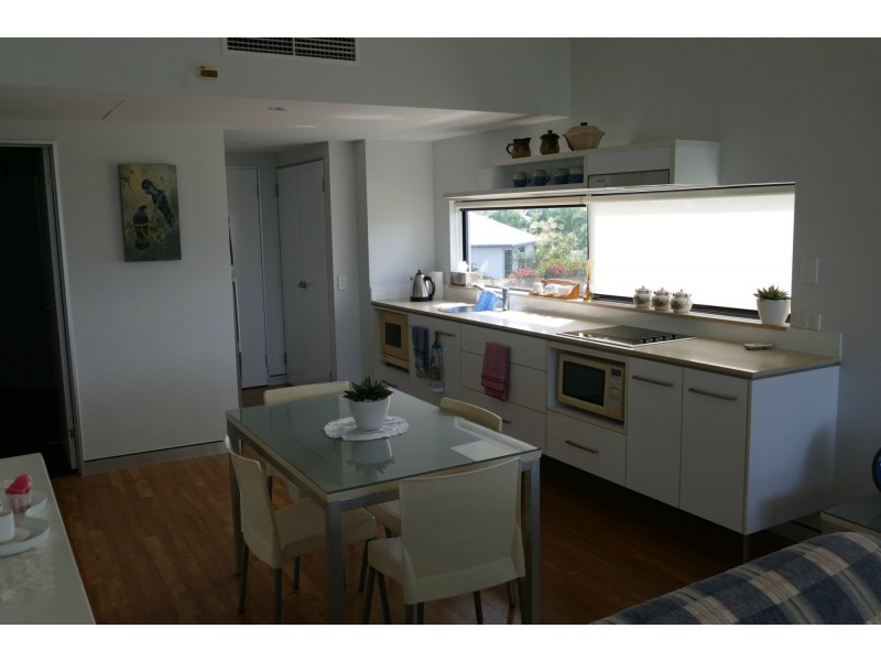 1/10-14 Poinciana Boulevard, Cardwell QLD 4849
