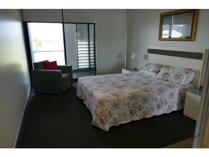 1/10-14 Poinciana Boulevard, Cardwell QLD 4849