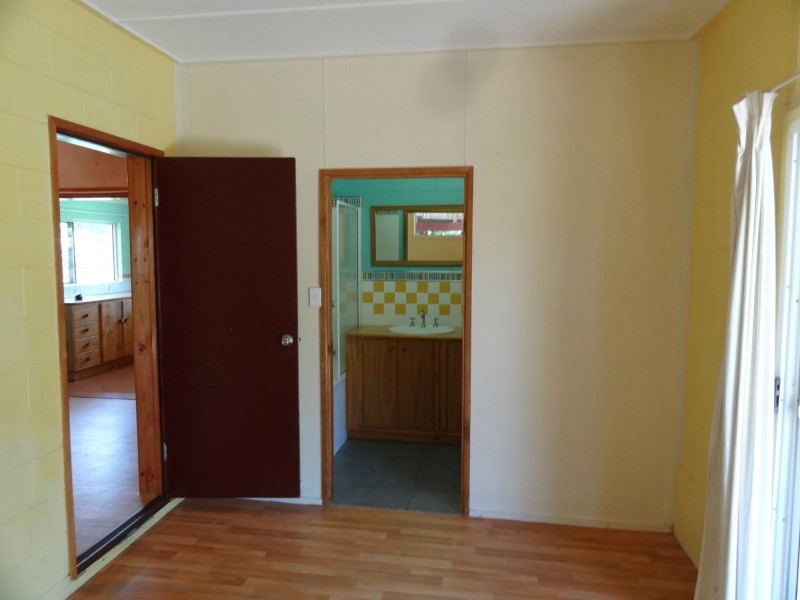 3 Feist Close, Cardwell QLD 4849