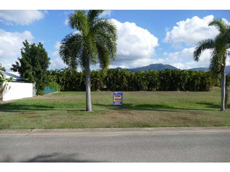 24 Keith Williams Drive, Cardwell QLD 4849