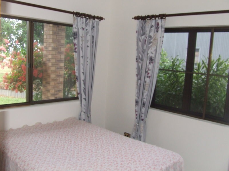 6 Leefe Street, Cardwell QLD 4849