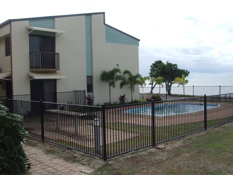 3/160 Victoria Street, Cardwell QLD 4849