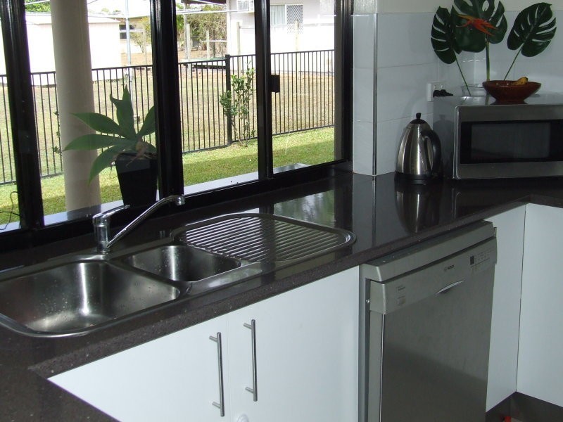 7 Edmondson Close, Cardwell QLD 4849