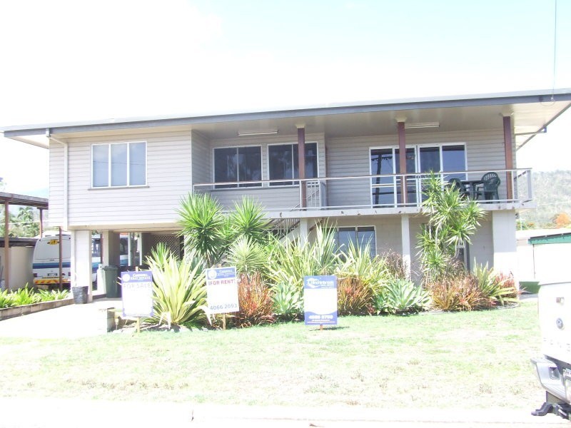 17 Jamieson Street, Cardwell QLD 4849