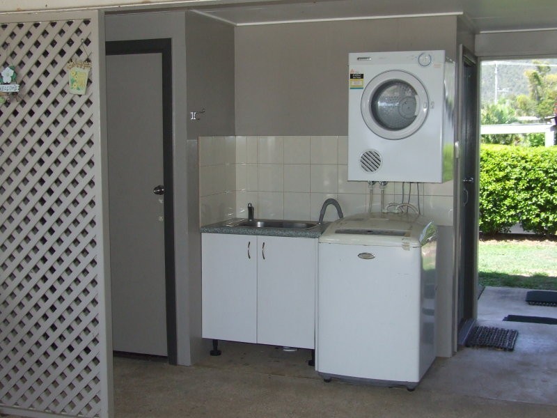 17 Jamieson Street, Cardwell QLD 4849