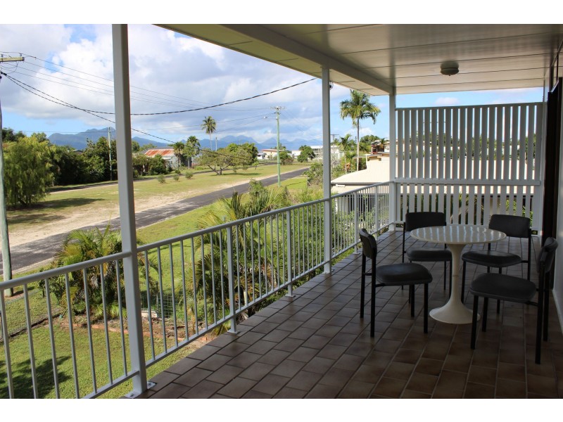 15 Leefe Street, Cardwell QLD 4849