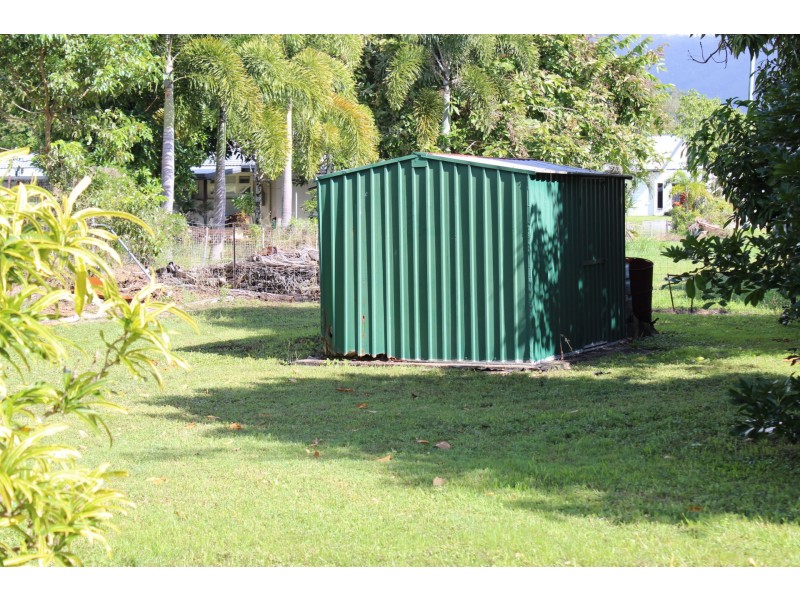 15 Leefe Street, Cardwell QLD 4849