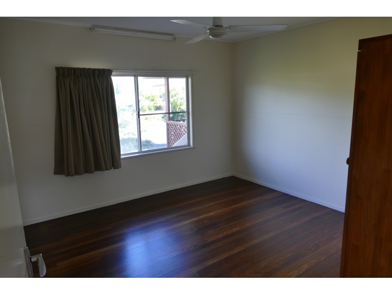 30 Jamieson St, Cardwell QLD 4849