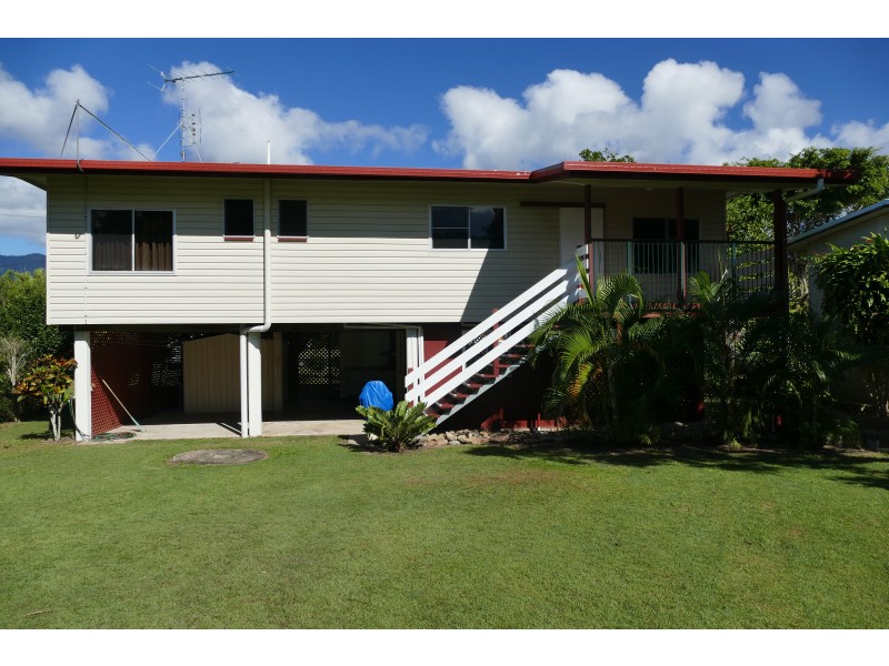30 Jamieson St, Cardwell QLD 4849