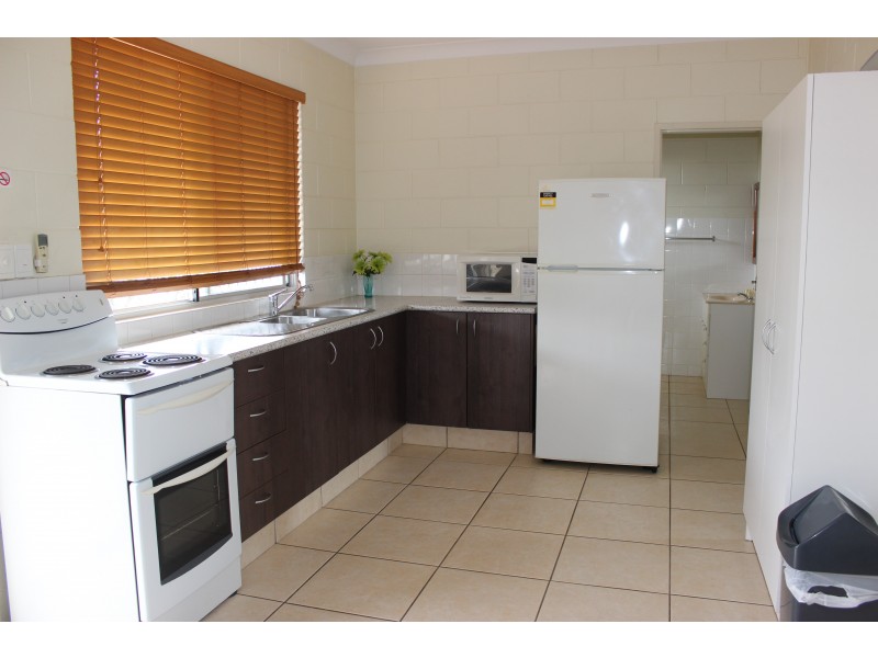 25 Victoria St, Cardwell QLD 4849