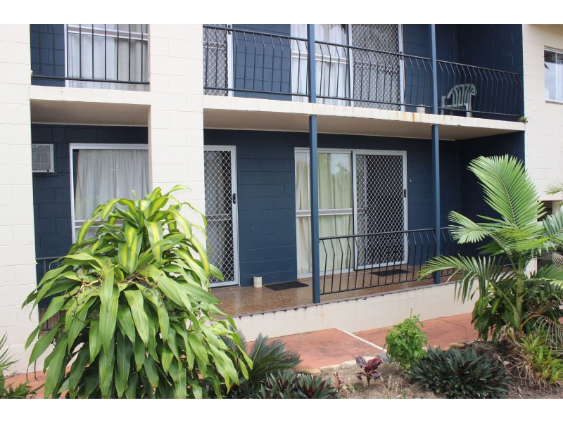 25 Victoria St, Cardwell QLD 4849