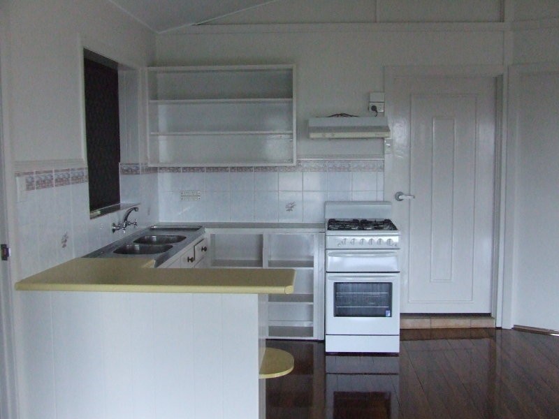 181 Victoria Street, Cardwell QLD 4849