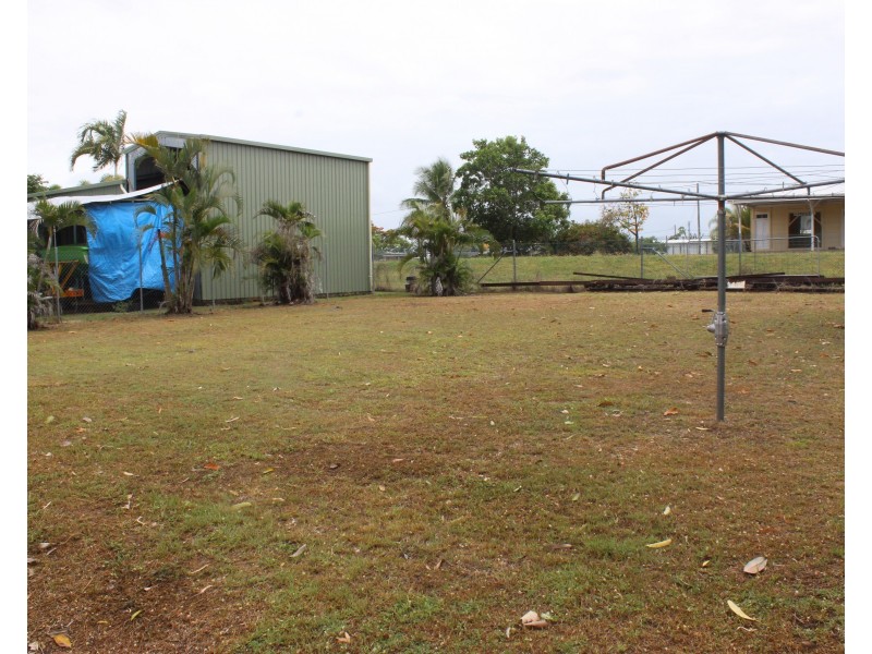 60 Roma Street, Cardwell QLD 4849