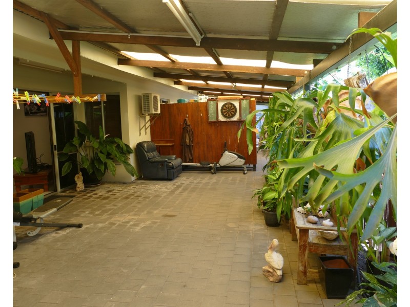 16 Ferguson Street, Cardwell QLD 4849