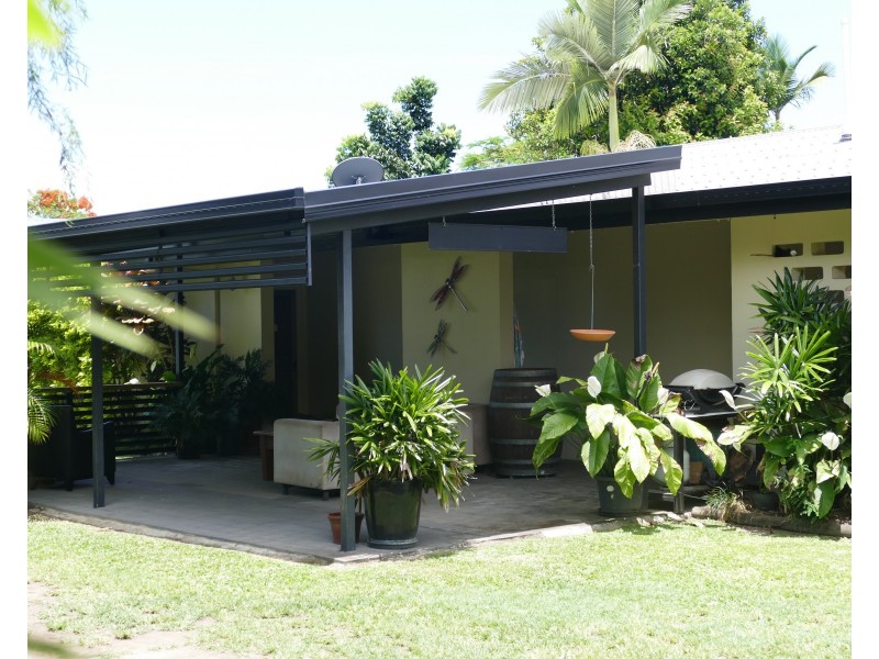 16 Ferguson Street, Cardwell QLD 4849