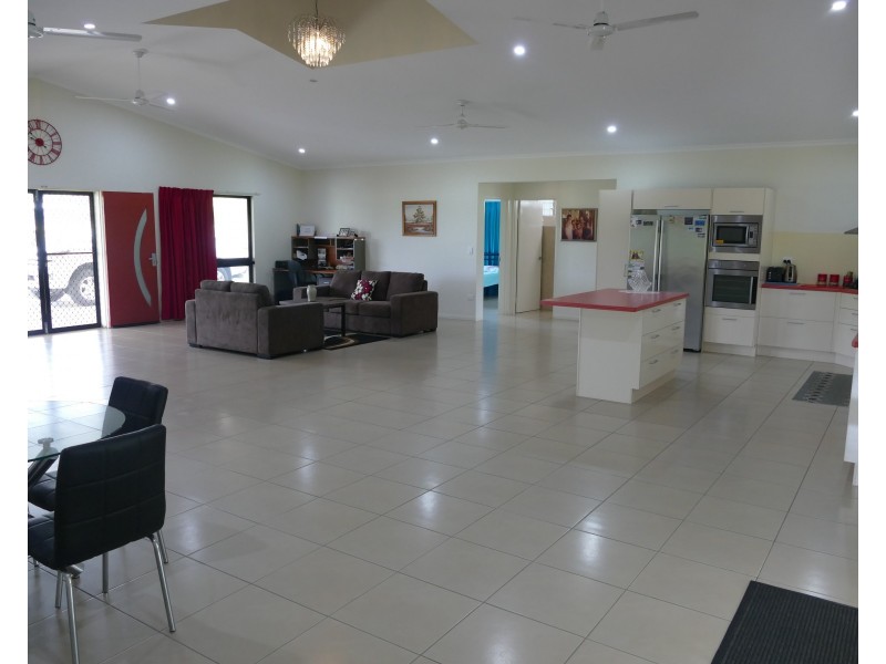 22 Tranquil Court, Cardwell QLD 4849