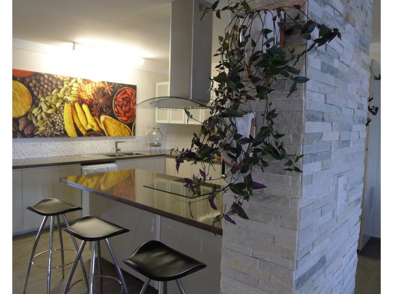 2/103-107 Victoria Street, Cardwell QLD 4849