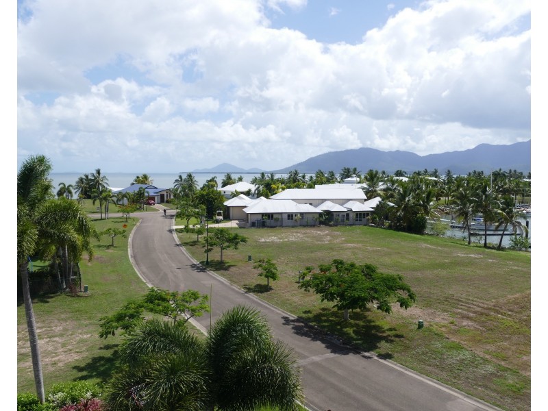 11/10-14 Poinciana Boulevard, Cardwell QLD 4849