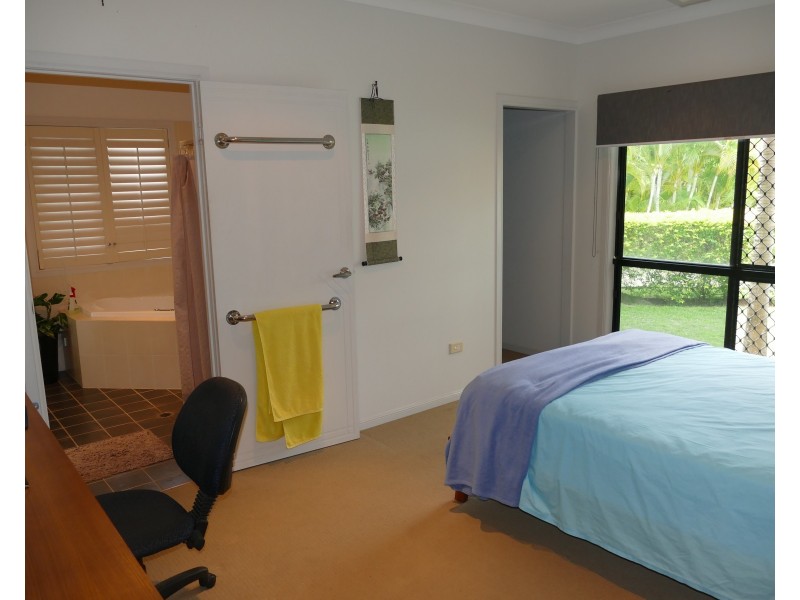 15 Cassia Crescent, Cardwell QLD 4849
