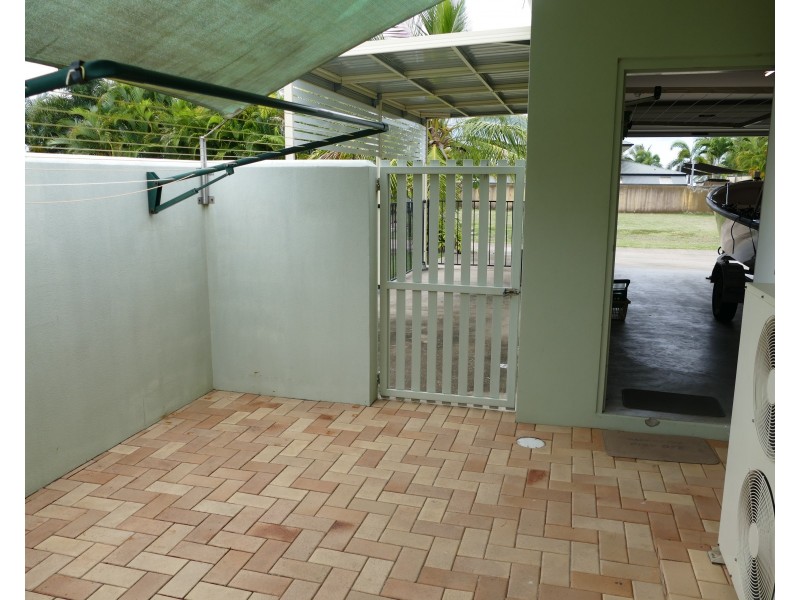 15 Cassia Crescent, Cardwell QLD 4849