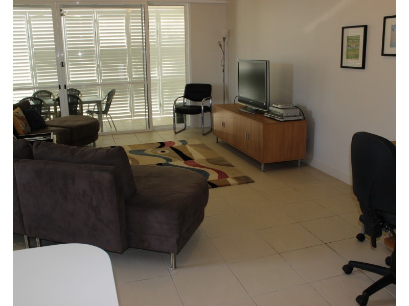 18/20-24 Poinciana Boulevard, Cardwell QLD 4849