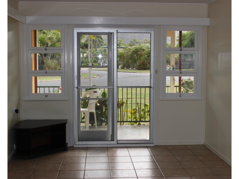 4 Jamieson Street, Cardwell QLD 4849