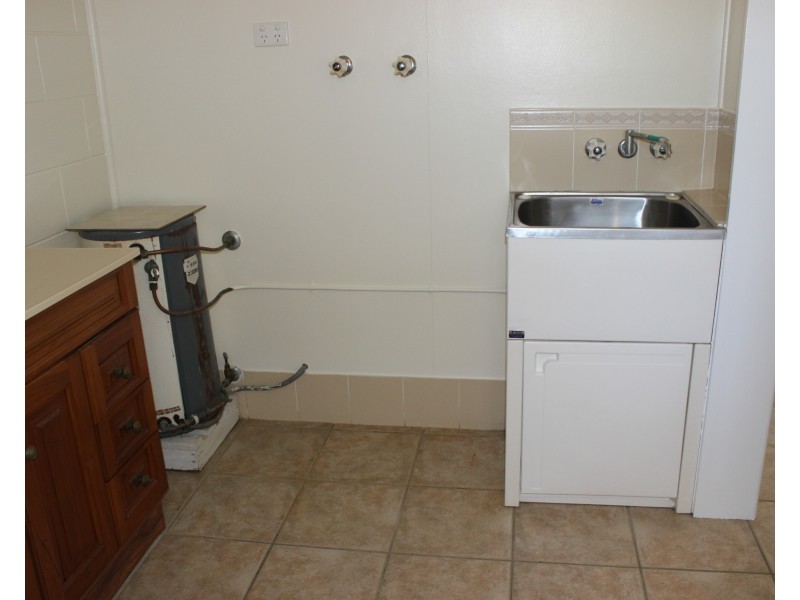 4 Jamieson Street, Cardwell QLD 4849