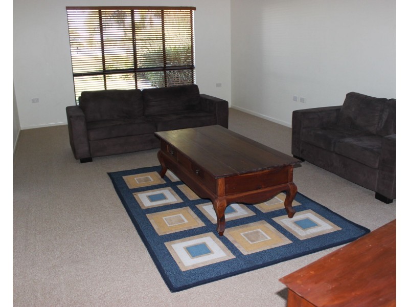 6 Poinciana Boulevard, Cardwell QLD 4849