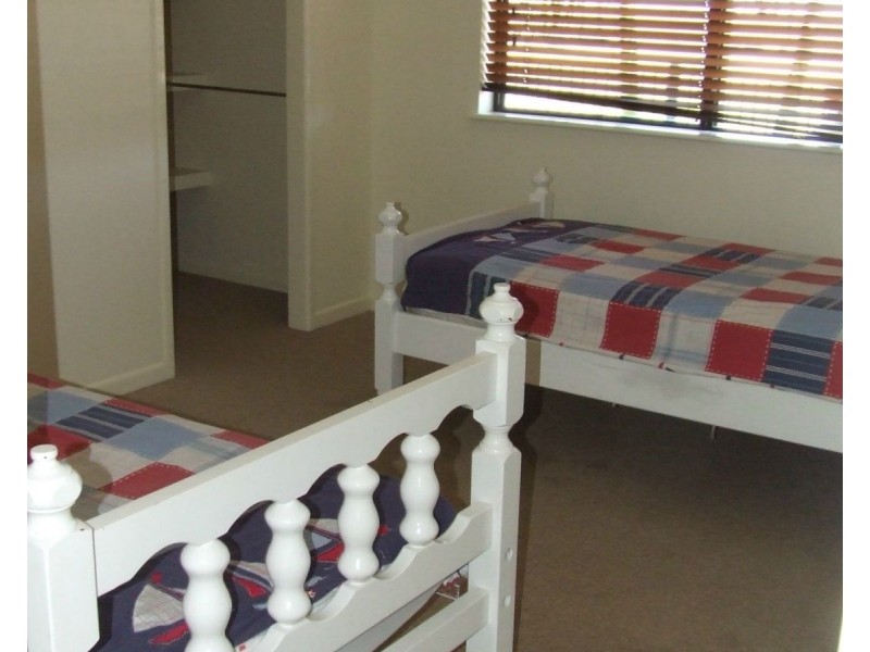 6 Poinciana Boulevard, Cardwell QLD 4849