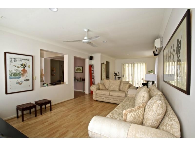 10 Elfin Street, Robina QLD 4226