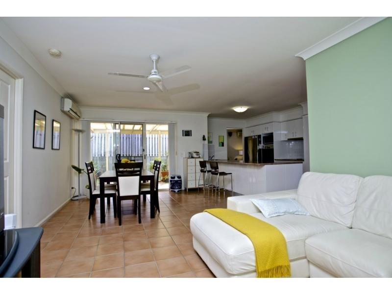 10 Elfin Street, Robina QLD 4226