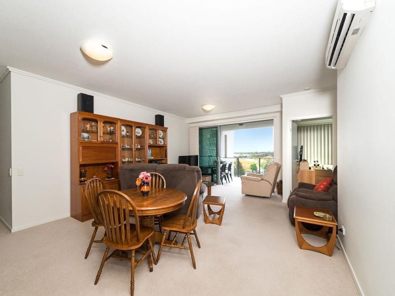 216/2 Riverwalk Avenue, Robina QLD 4226