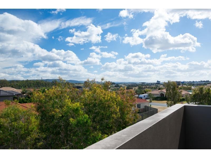 32/1 Acacia Court, Robina QLD 4226