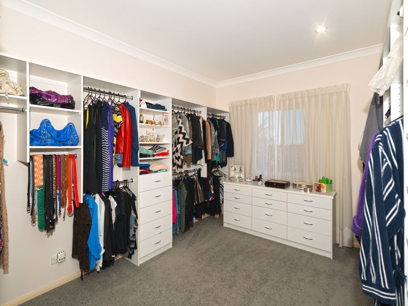 2 Rachelle Court, Merrimac QLD 4226