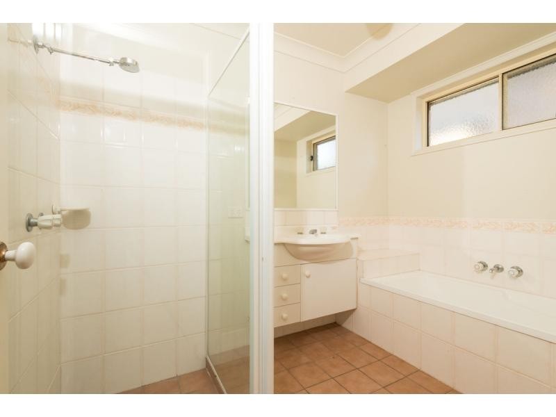 2 Carino Court, Merrimac QLD 4226