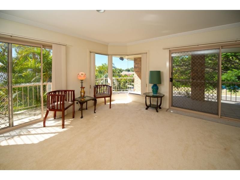 8 Camberwell Circuit, Robina QLD 4226