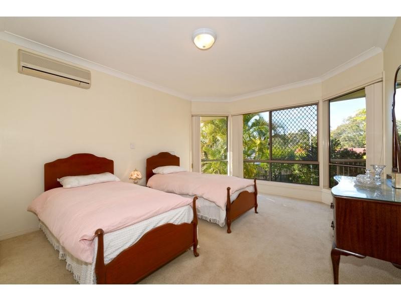 8 Camberwell Circuit, Robina QLD 4226