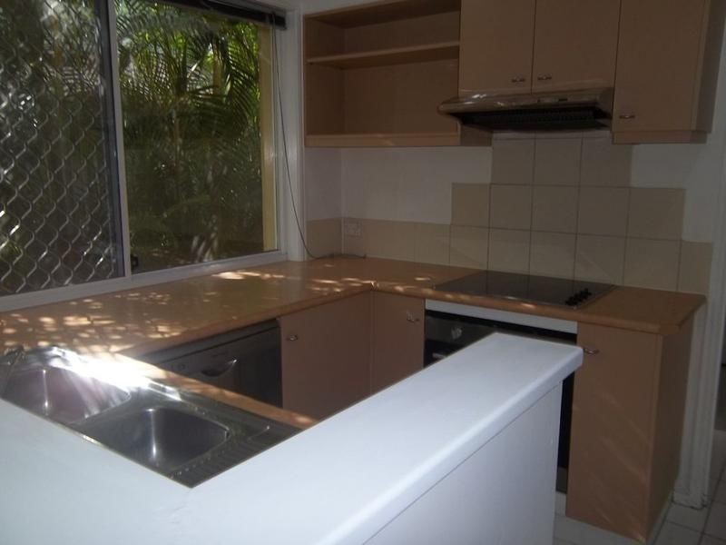 145/215 Cottesloe Drive, Mermaid Waters QLD 4218