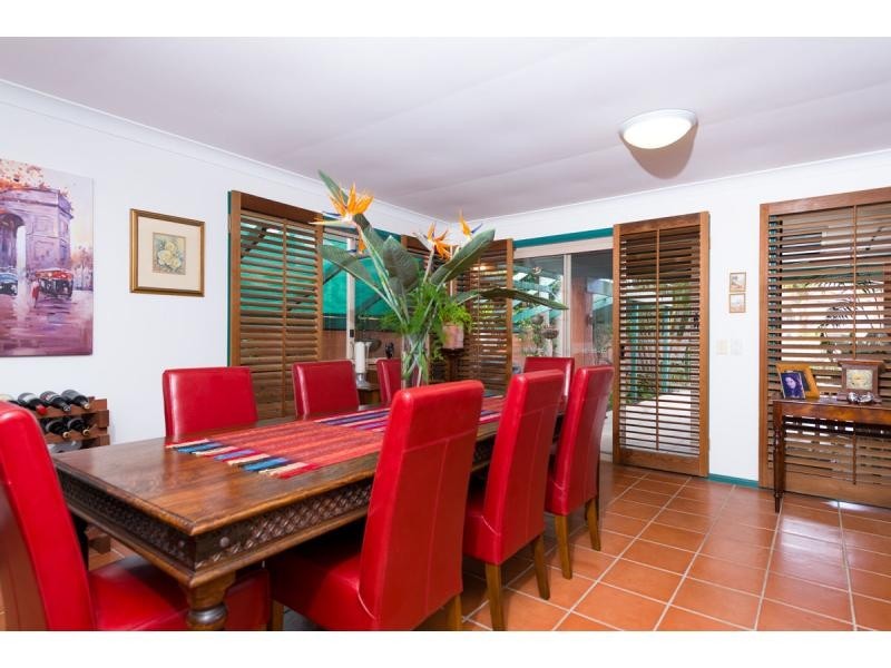 16 Kirralee Drive, Robina QLD 4226
