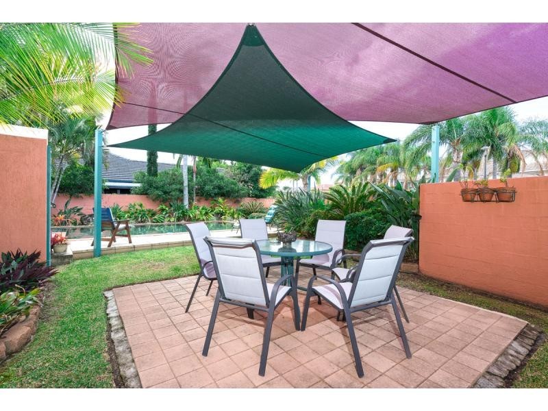 16 Kirralee Drive, Robina QLD 4226