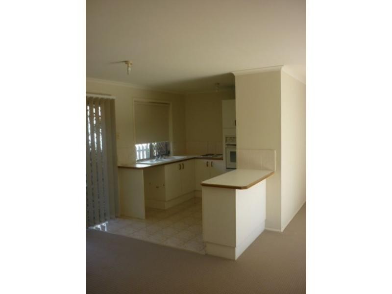 9 Seafoam Close, Varsity Lakes QLD 4227