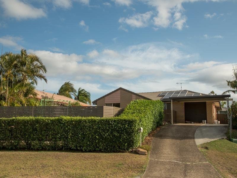 10 Leesa Court, Highland Park QLD 4211