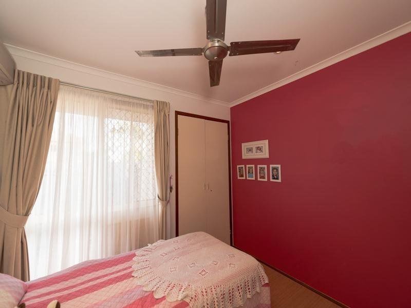 10 Leesa Court, Highland Park QLD 4211