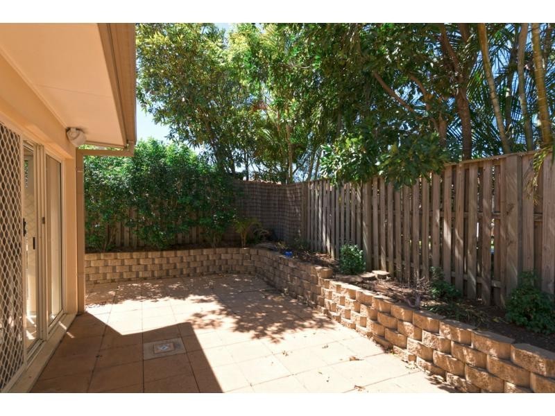 7/3-17 Camphorwood Court, Robina QLD 4226