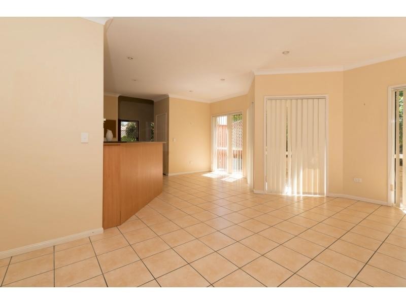 7/3-17 Camphorwood Court, Robina QLD 4226