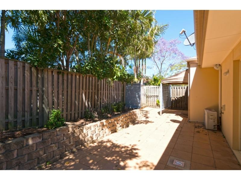 7/3-17 Camphorwood Court, Robina QLD 4226