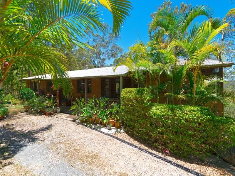 23 Saunders Drive, Bonogin QLD 4213